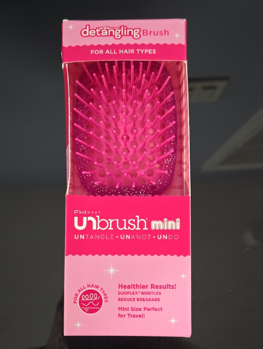 UNbrush Mini Glitter Detangling Hair Brush - Picture 2 of 7